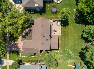 1013 Heatherton Dr, Naperville, IL