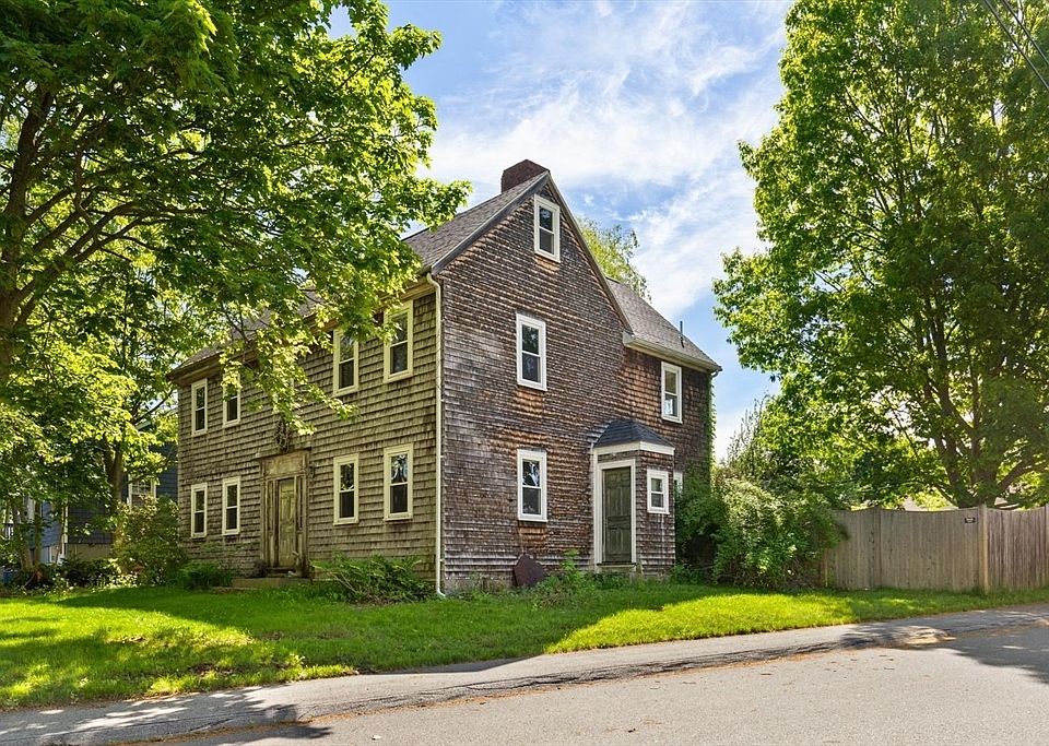 1st image of 25 Poplar St