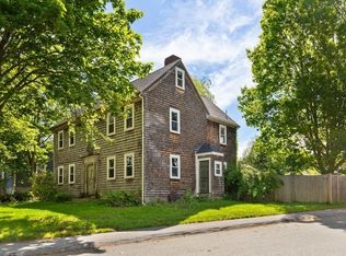 25 Poplar St, Gloucester, MA 01930
