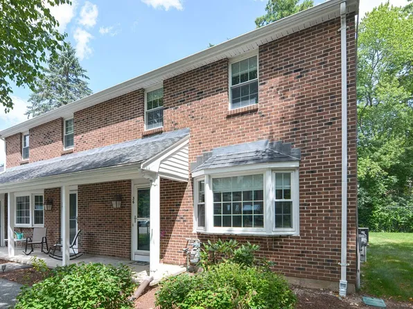 36 Claire Dr, Stoughton, MA 02072