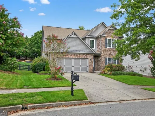 7712 Soaring Eagle Dr, Flowery Branch, GA 30542