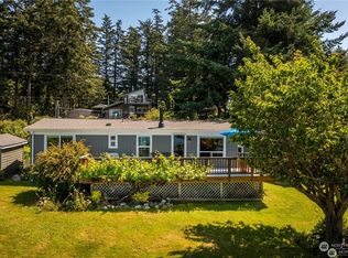 2061 Granger Way, Lummi Island, WA 98262