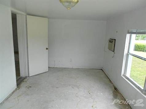 4th image of 4230 SW 36th St