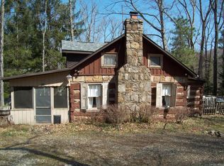 459 Powder Mill Village Ln, Stahlstown, PA 15687