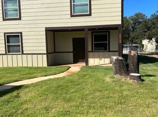1051 Deer Ln, Azle, TX 76020