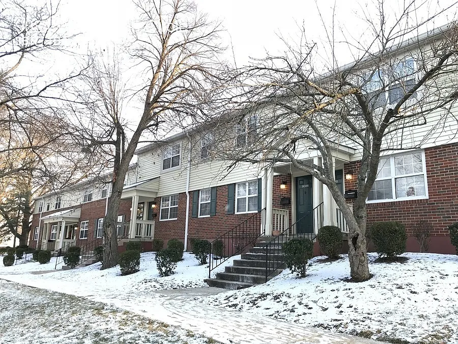 9084 W Swan Cir photo 1