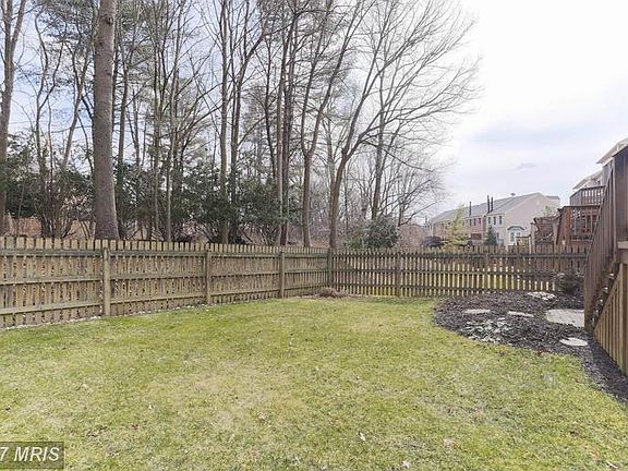 5th image of 1013 Hidden Moss Dr