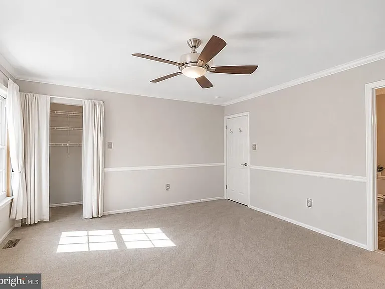 605 Shropshire Dr — Photo 3