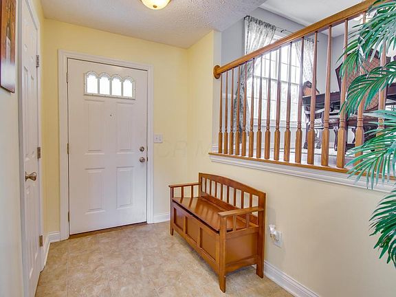 5th image of 360 Kestrel Dr