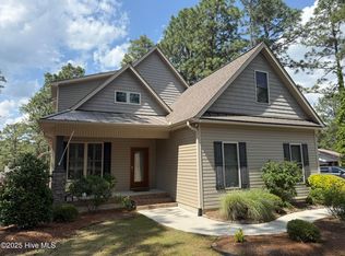 175 Skyline Manor Rd, Southern Pines, NC 28387