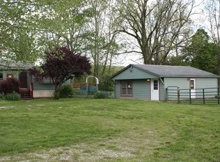 7738 S State Road 135, Columbus, IN 47201