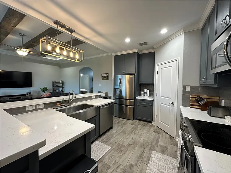 1807 Bay Landing Dr — Photo 9