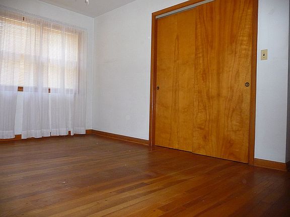 Front Bedroom