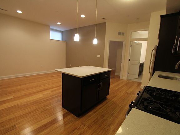 3rd image of 144 Green Ln Unit 3