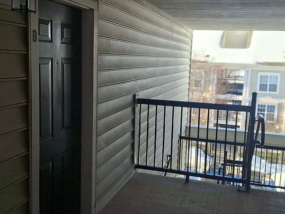 2nd image of 201 Poplar Spring Rd Unit B