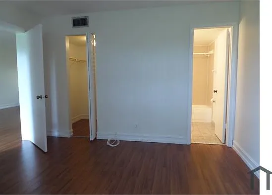 7820 Colony Cir S #105 — Photo 6