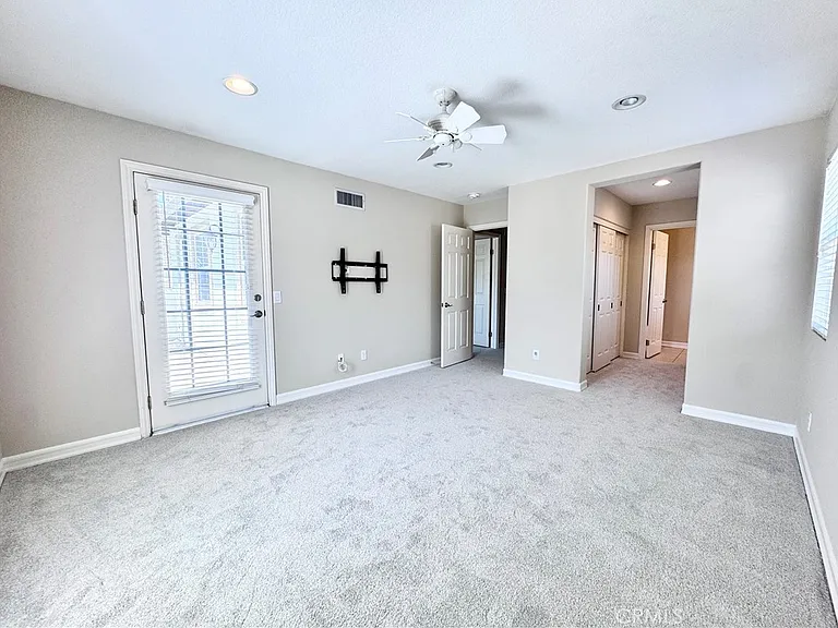 17 Pamela Way — Photo 20