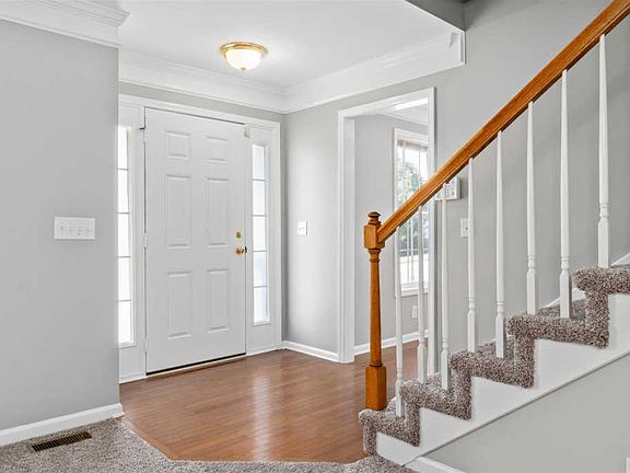 4th image of 2537 Hattington Dr