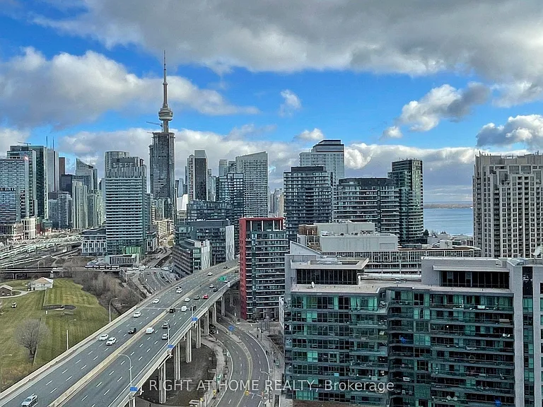 231 Fort York Blvd #2309 — Photo 27