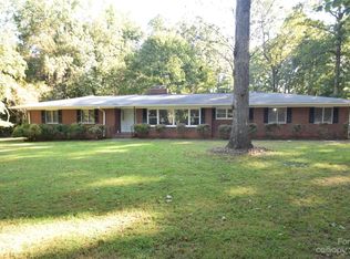 503 Courtney Ln, Matthews, NC 28105