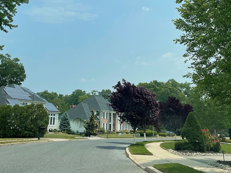 2nd image of 3 Ternberry Ct
