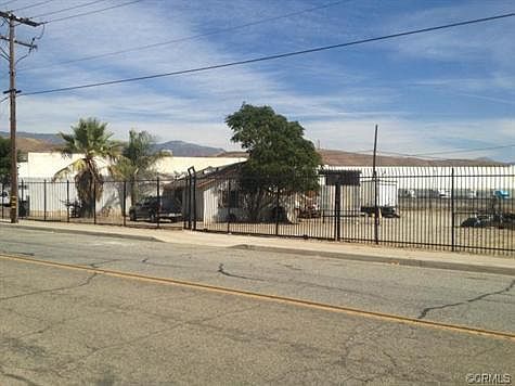 2nd image of 3280 Cajon Blvd