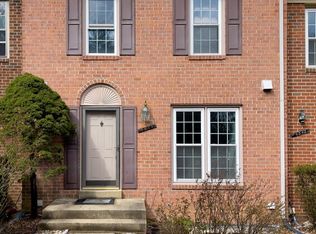 4844 Treasure Ct, Fairfax, VA 22032