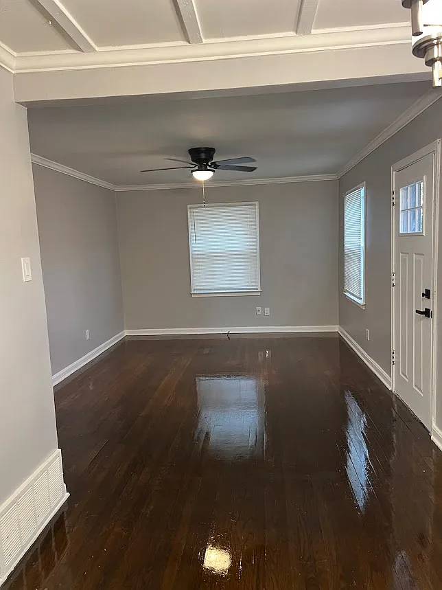 3 bed, 1231 sqft, $1,550 — Photo 2