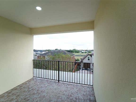 3rd image of 3302 S Sugar Rd #G