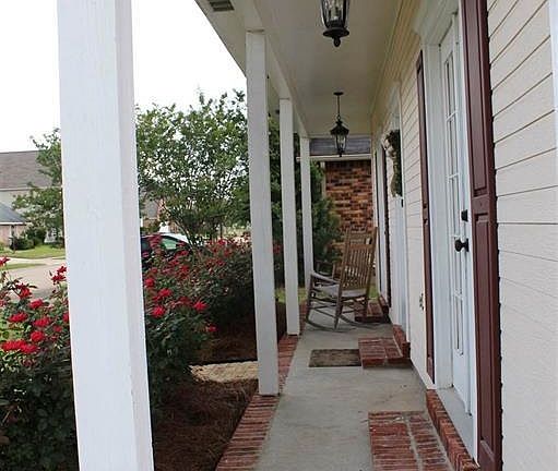 5th image of 25856 Linwood Ave