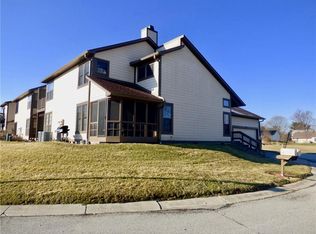 569 Cielo Vista Ct, Greenwood, IN 46143
