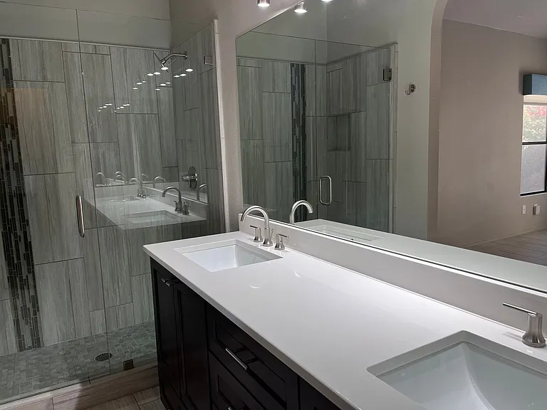 13524 N 103rd St — Photo 30