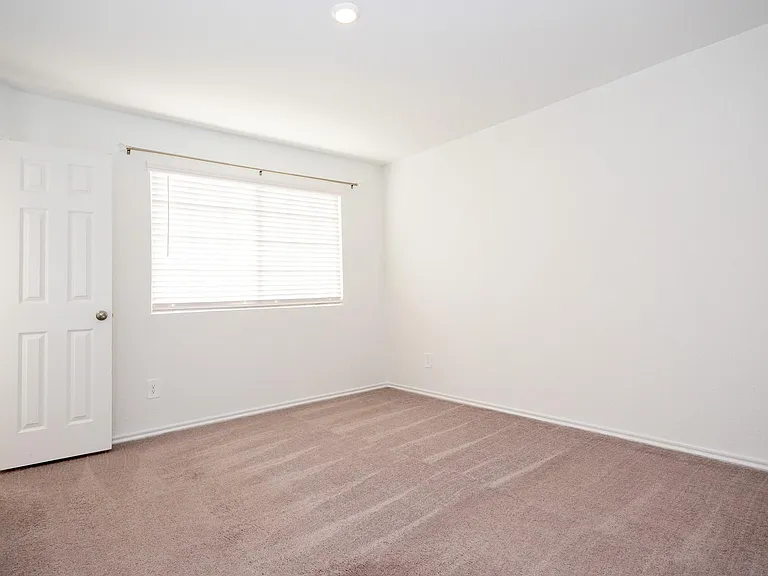 5403 Rosser Ruby Way — Photo 33