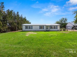 31854 Apple Valley Rd, Parma, ID 83660