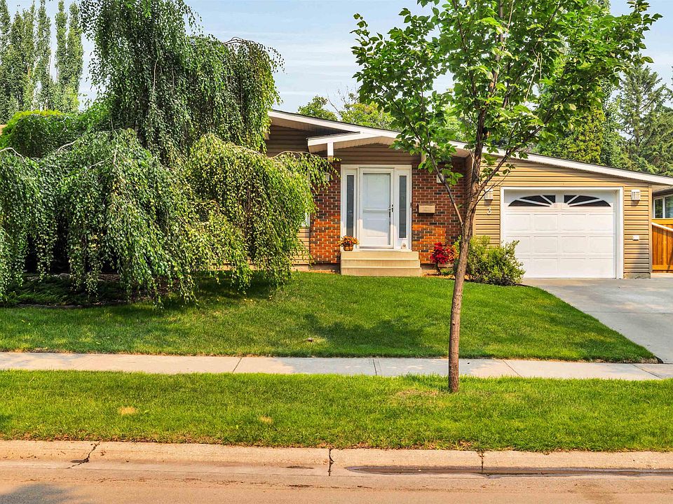 1st image of 3 Flint Cres