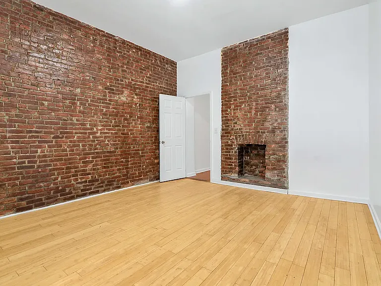 1253 Pacific St #2 — Photo 8