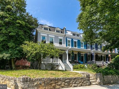 300 Tennessee Ave NE, Washington, DC, 20002