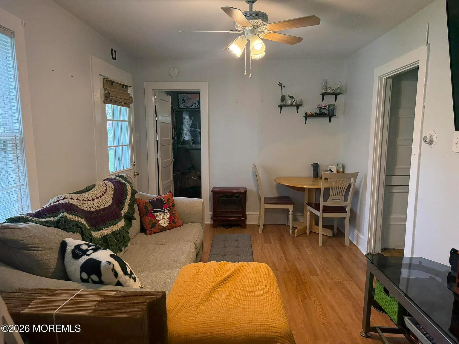 2 bed, 776 sqft, $2,500 — Photo 3