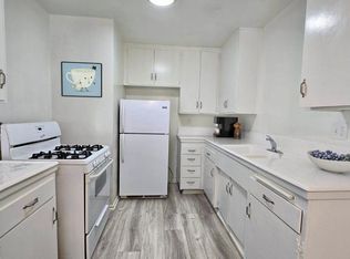 110 S Michigan Ave APT 19, Pasadena, CA 91106
