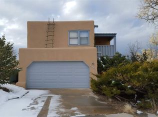 2983 Camino Piedra Lumbre, Santa Fe, NM 87505