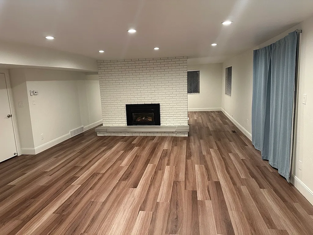 2 bed, 1600 sqft, $1,550 — Photo 1