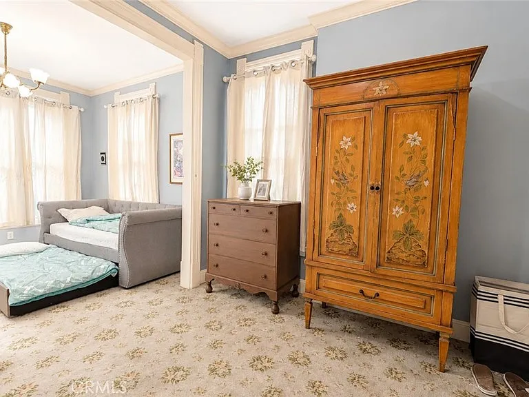 225 N Lima St #204 — Photo 9