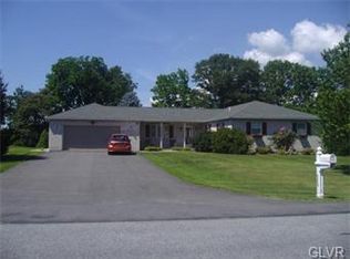 6443 Abbey Rd, Wind Gap, PA 18091