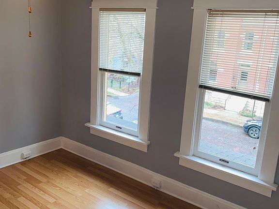 3rd image of 301 Tappan St #3