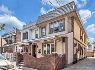 7922 67th Rd, Middle Village, NY 11379