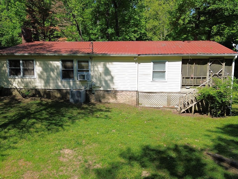 1st image of 315 Davis Corner Rd
