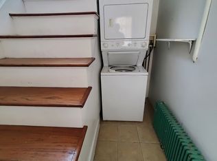 46 W Circular St APT 1, Saratoga Springs, NY 12866