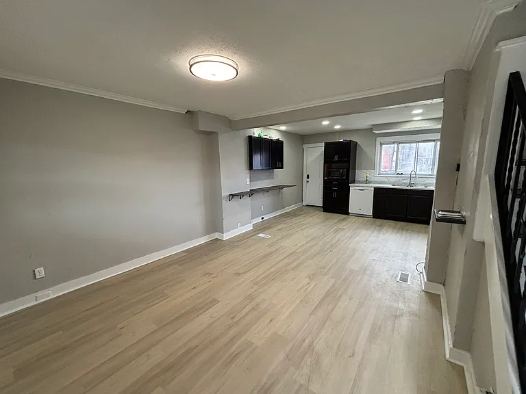 444 Ohio Ave — Photo 2