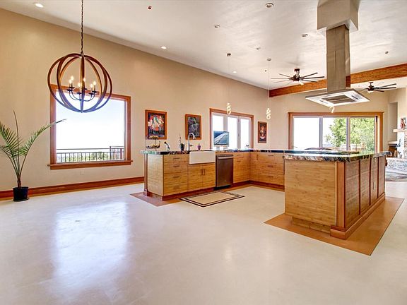 4th image of 30005 Summit Rd