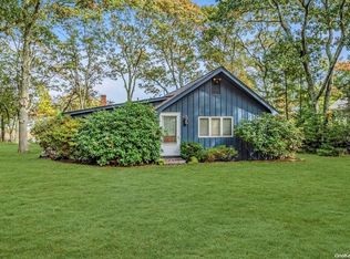 647 Pine Neck Rd, Southold, NY 11971